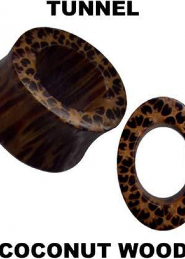 Tunnel Flesh Coconut Wood Oval Double Flared